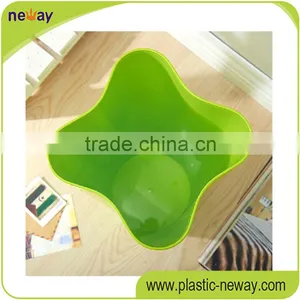 China Wholesale Thick PP Open Top Eco-Friendly 10L Novelty Cheap Car Trash Can thumbnail-3