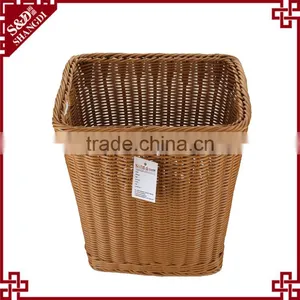 Customized Hand Weaving Big Size Toy Laundry Storage Plastic Basket With Handle thumbnail-1