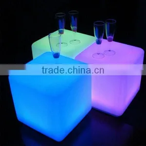 Novelty Color Changing LED Cube thumbnail-1