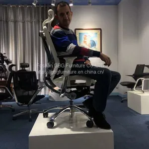 High Quality Ergonomic Office Chair thumbnail-2