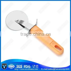 Hot Product for 2016 Plastic Handle Round Pizza Wheel Cutter thumbnail-3