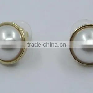 Simple Ivory Pearl Rhinestone Earrings Stud thumbnail-1