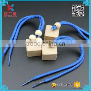 Wholesale Exquisite Wooden Cap for Hanging Car Perfume Bottle thumbnail-3