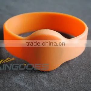 125KHz/13.56MHz RFID Wristband With Different Color thumbnail-1