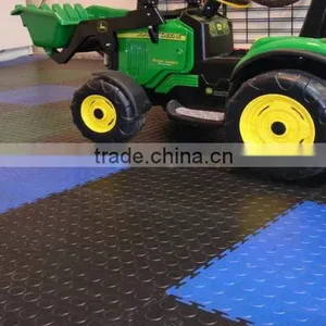 Hot Sale Good Wearability Outdoor Playground PVC Floor Mat thumbnail-4