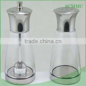 Pepper Mill and Salt Cruet Set thumbnail-1