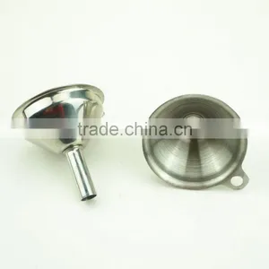 42016 Latest Popular High Quality MINI Stainless Steel Funnel thumbnail-3