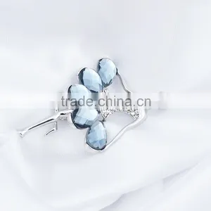2016 New Design Elegant Dancer Design Brooch With Crystal Sweet Girl Jewelry thumbnail-2
