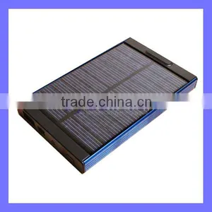 Mobile 4000mAh Portable Solar Charger Power Bank thumbnail-1