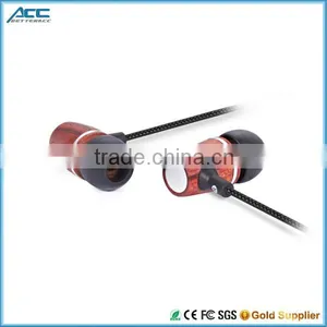 Super Bass Bamboo Wood Earphones thumbnail-2