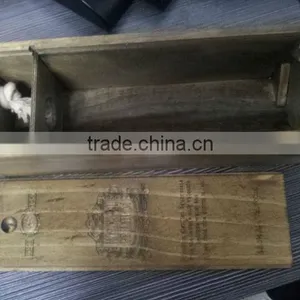 Cheap Wooden Wine Case With a Moving Lid thumbnail-3