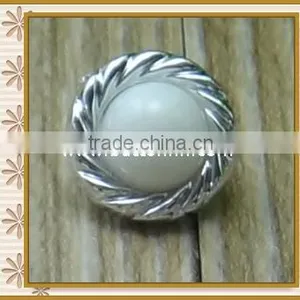 Factory Wholesale Rhinestone Pearl Button thumbnail-1