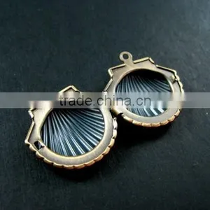 20x22MM Antiqued Bronze Brass Shell Photo Locket Pendant Charm DIY Supplies 1191029 thumbnail-3