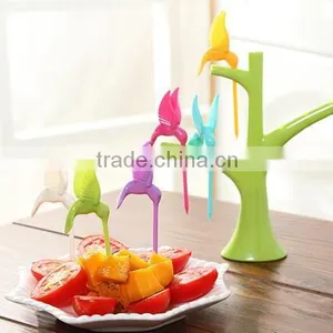 CY119 Plastic Creative Fruit Fork Bird Tree Decorative Household Daily Necessities Dessert Forks thumbnail-1