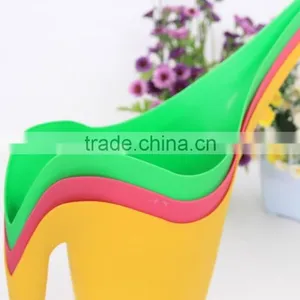 Best Sell Plastic Garden Watering Pot for Flower Plant thumbnail-5