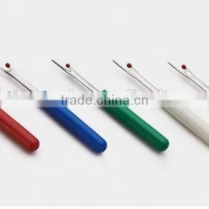 Plastic Handle Sewing Seam Ripper AK-109A. thumbnail-1