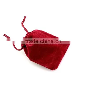 Red Velvet Gift Packing Drawstring Pouch thumbnail-1