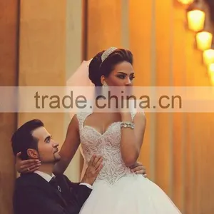 Beautiful Sweetheart Appliqued Wedding Dresses thumbnail-2