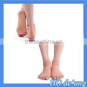 Hogift Best Selling Non Slip Toeless Grip Sock for Women thumbnail-3