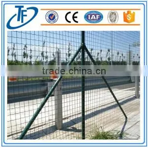 Euro Fence/ PVC Coated Holland Wire Mesh thumbnail-1