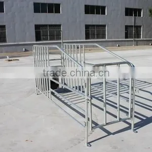 Poultry Farm Machinery Gestation Crates Stalls For Pigs thumbnail-3