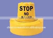 Plastic Rotomolding Marker Post,made of PE thumbnail-1