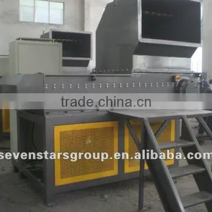 Plastic Shredder With Single Shaft Design thumbnail-1