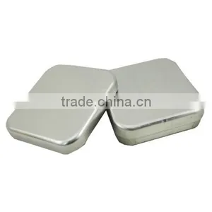 White Tin Box thumbnail-1