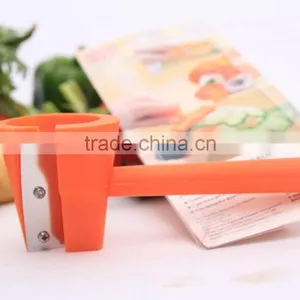 Hot Sale TV Product Plastic Good Grips Swivel Easy Carrot Curler Peeler thumbnail-4