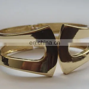Low Price High Quality Custom Beautiful Bracelet/Hand Catenary thumbnail-6