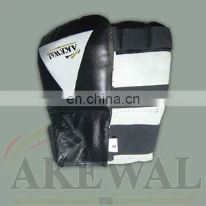 Karate Protector Gloves thumbnail-1