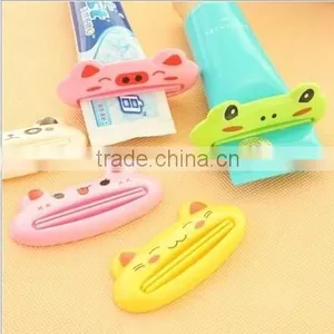 Cartoon Toothpaste Squeezer,Cleanser Squeezer,plastic Toothpaste Squeezer thumbnail-1