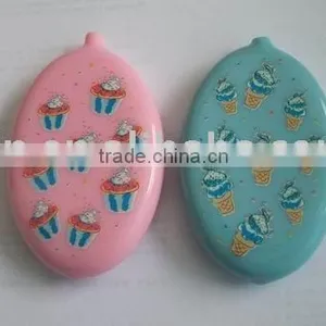 Plastic Oval Coin Holder thumbnail-1