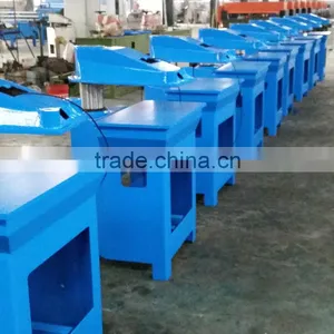 Hydraulic Swing Arm Cutting Machine for Trimming Bra Cups thumbnail-3
