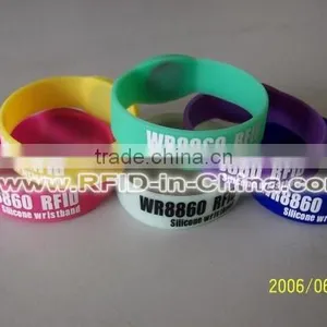 13.56MHz 1K/4K RFID Event Wrist Bands,Waterproof Silicone RFID Wristbands for Club thumbnail-1