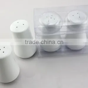 Customized Logo Wholesale White Ceramic Cruet Pots, Salt and Pepper Shaker Set thumbnail-2