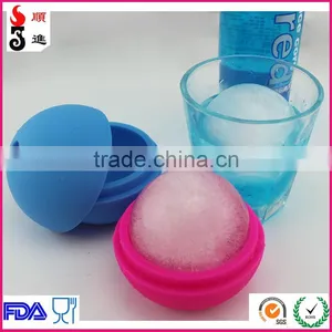 FDA-gread Silicone Soccer Shape Ice Ball Mod thumbnail-1