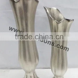 Hammered Patterns in Sugar Style Metal Vase in Mirror Polish Made in Sheet Aluminium thumbnail-1