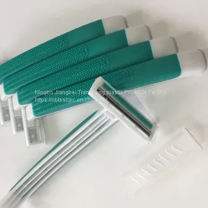 TS-C232 Disposable Razor thumbnail-3