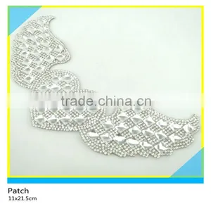 Hot Fix Crystal Rhinestone Applique Heart Shape Shiny Rhinestone Patch 11x21.5cm thumbnail-1