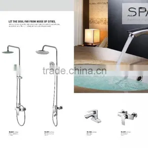 Long Neck Elegant Swivel Handle Chrome Kitchen Sink Faucet thumbnail-3