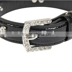 PU Material Dog Collar With Bone Shape Diamond thumbnail-1