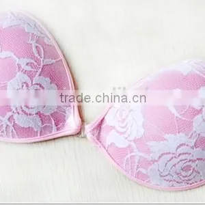 Sexy Girl Wear Soft Bra Pink Lace Piped Sponge Bra thumbnail-1
