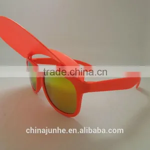 Customized Fashionable Sunglasses for Promotion thumbnail-2