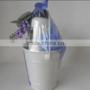 Toiletries Gift Set thumbnail-3