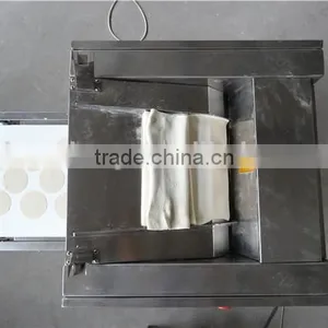 Chinese Good Designed Hand Dumpling Machine for Sale thumbnail-4
