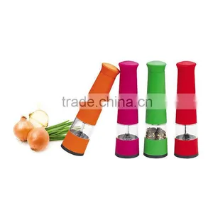Colorful Plastic Manual Pepper Grinder thumbnail-1