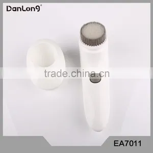 Automatic Power-off Protection Sonic Vibrating Electric Face Cleansing Brush thumbnail-2