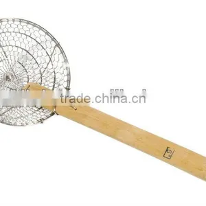 Stainless Steel Strainer With Wooden Handle thumbnail-2