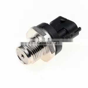 100000158 Fuel Rail Pressure Sensor 0281006425 For Cummins Ford Volvo Renault thumbnail-1